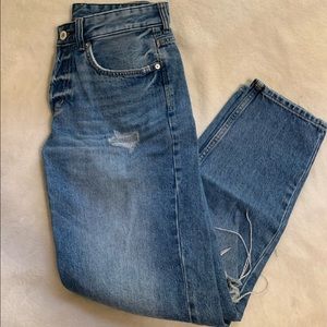 Boyfriend blue jeans